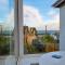 Spacious home with panoramic sea view, free parking EV & large garden - Mousehole