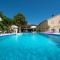 Holiday House App Grace with pool and view in Klis - Klis