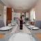 Holiday House App Grace with pool and view in Klis