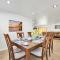 Large Family Home - Only 20 mins from Disneyland