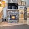 Garden Valley Cabin w/ Loft & Large Deck!