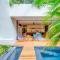 Gorgeous Flowy Space with Wrap-around Private Pool - تولوم