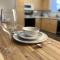 Spacious, Cal King Bed, Sleeps 6, Full Kitchen