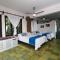 Sayulita Beach House Hotel