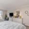 Gorgeously remodeled 2 bedroom ocean front unit - 509 South Hampton condo - ميرتل بيتش