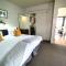 Whispering Sands Beachfront Motel