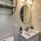 Ideally Located Oakland Home with Private Yard! - Окленд