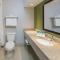 Holiday Inn Express Cedar Rapids - Collins Road by IHG