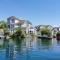 Dock Holiday