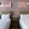 Bohemian Dreams Apartments and Suites by Dwellfort - 布拉格