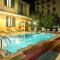 Hotel Maestoso