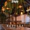 Hotel Wayra Club