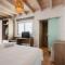 Myrovolos luxury Eneidas house