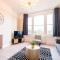 Stylish maisonette in town centre close to beach