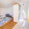 Filip Apartment - 奥米什
