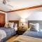 Lion Square Lodge South 750A