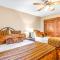 Lion Square Lodge South 450
