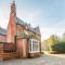 Bressingham Lodge - Norfolk Holiday Properties - Дісс