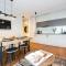 Stunning Views 2BR Midtown Flat - Charming Balcony - بوخارست