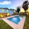 4 Bedrooms House with Private Pool and Spa 2 Min Walk To The Beach - Zula Siesta Beach House - 南帕诸岛