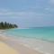 Propiedad de alto standing con vista al mar, piscina, tenis, hasta 12 personas