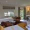 Wine Route 44 Guesthouse