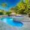 Newly Renovated 8 Bedroom Ocean Front Villa with Pool