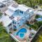 Newly Renovated 8 Bedroom Ocean Front Villa with Pool