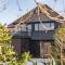 Waters Edge by Bloom Stays - Littlestone-on-Sea