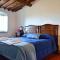 Simplistic Holiday Home in Pistoia with Terrace Garden - Pistoia