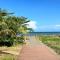 Seafront OnCall - private jacuzzi with 4 cozy bedrooms