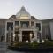 The Grand Nirvana Hotel - Bareilly