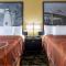 Super 8 by Wyndham Wooster Super 8 by Wyndham Wooster