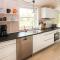 2 Bedroom Pet Friendly Home In Samsø