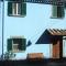Green House - Blue House - Civitella dʼAgliano