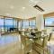 Akira Flats Diagonal Mar Apartments