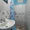 Entire 6-Bedroom Villa Free parking with Fast Wifi