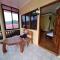 La-Familia Guest House
