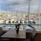 Cap HERMES Vue PORT Studio 30m2 Climatise Piscine - 弗雷瑞斯