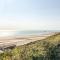 1 Bedroom Gorgeous Home In Zoutelande