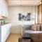 20t7 floor Cebu IT Park studio walking distance to everything