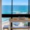 Central Escape In The Heart Of Surfers