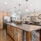 Secluded Stay in a Wonderful Creekside Getaway - كاستر