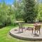 Secluded Stay in a Wonderful Creekside Getaway - كاستر