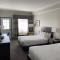 Crossroads Inn & Suites