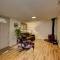 Sunset Home perfect for extended stays with fully fenced in yard, designated office, two living rooms, located across from Boise Foothills and close to Bogus Basin in Boise's North End - Бойсе
