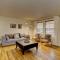 Sunset Home perfect for extended stays with fully fenced in yard, designated office, two living rooms, located across from Boise Foothills and close to Bogus Basin in Boise's North End - Бойсе