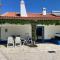 Inviting holiday home in Montemor o Novo with Pool - Montemor-o-Novo