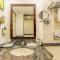 Lemon Tree Hotel, East Delhi Mall, Kaushambi