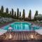 VILLA IL TINAIO Romantic Secluded Farmhouse with Private Pool